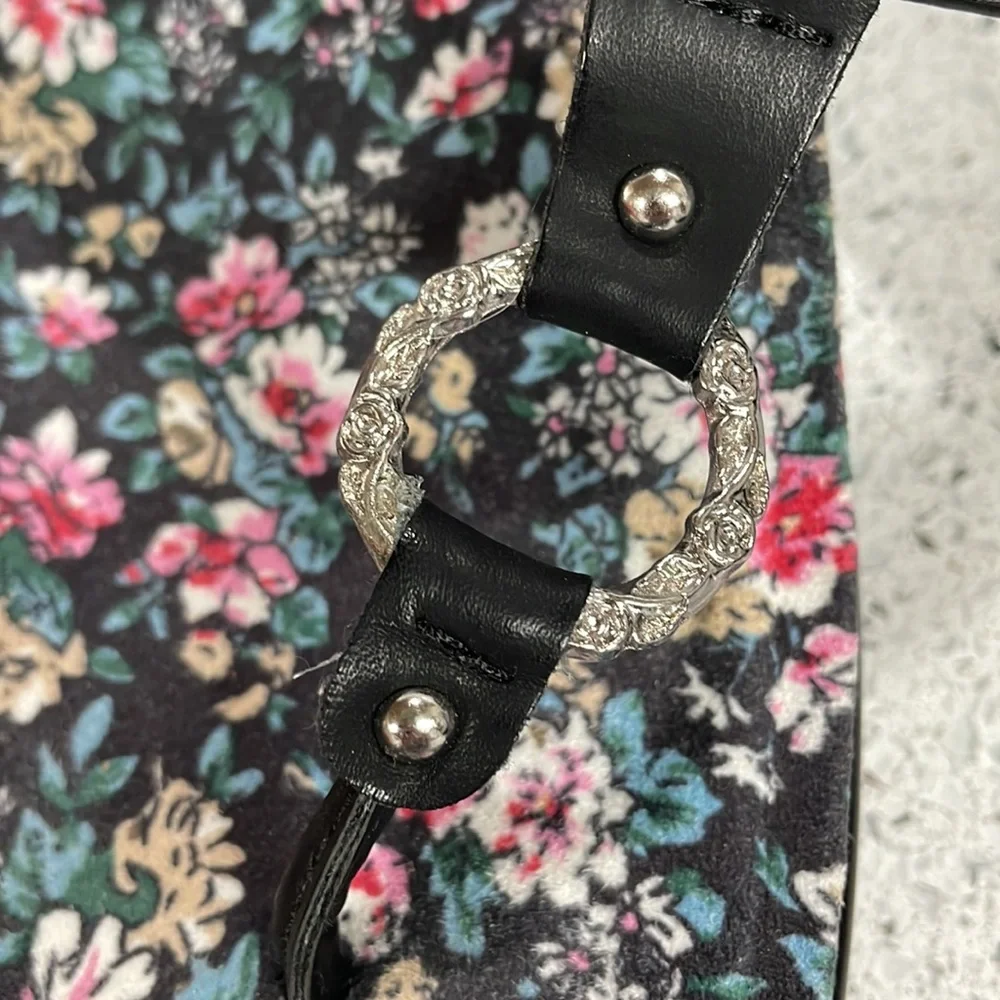 Algeria Moxi Enchanting Thong Sandal - Picture 4 of 11